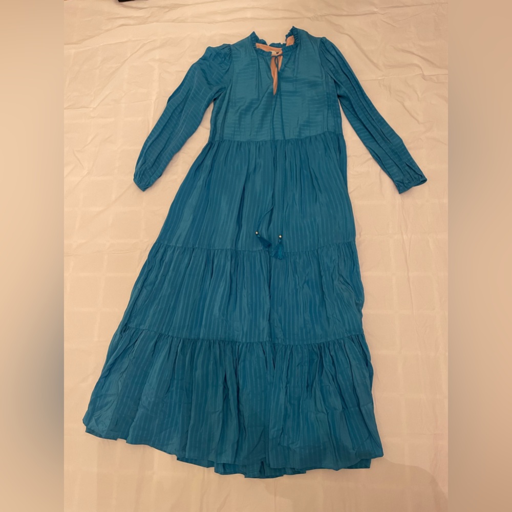 Twinset maxi dress. Stunning blue color. Size small